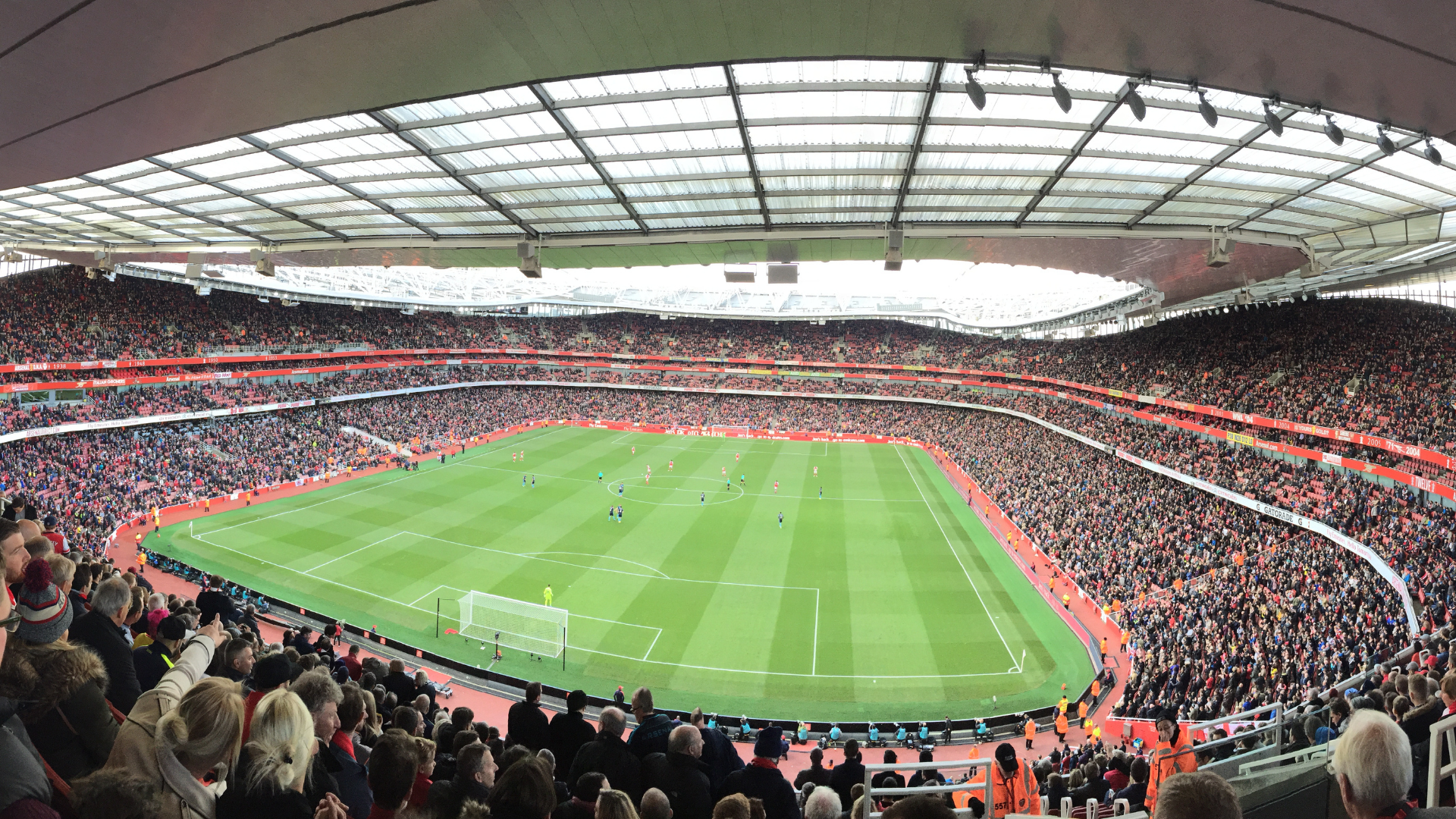 6 Biggest Soccer Teams in the UK